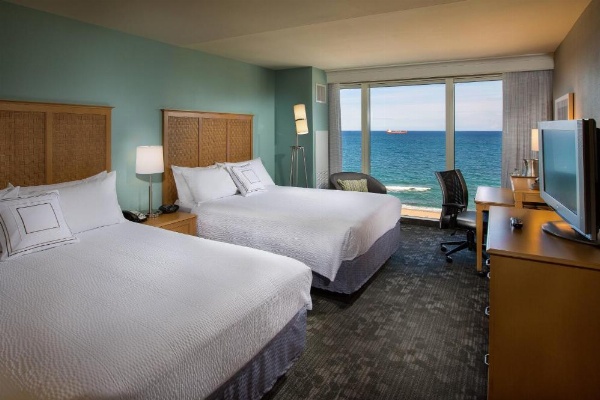 Courtyard by Marriott Fort Lauderdale Beach image 12